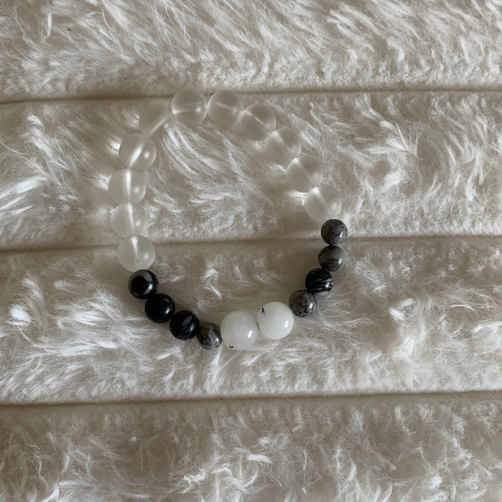 mixed property healing bracelet